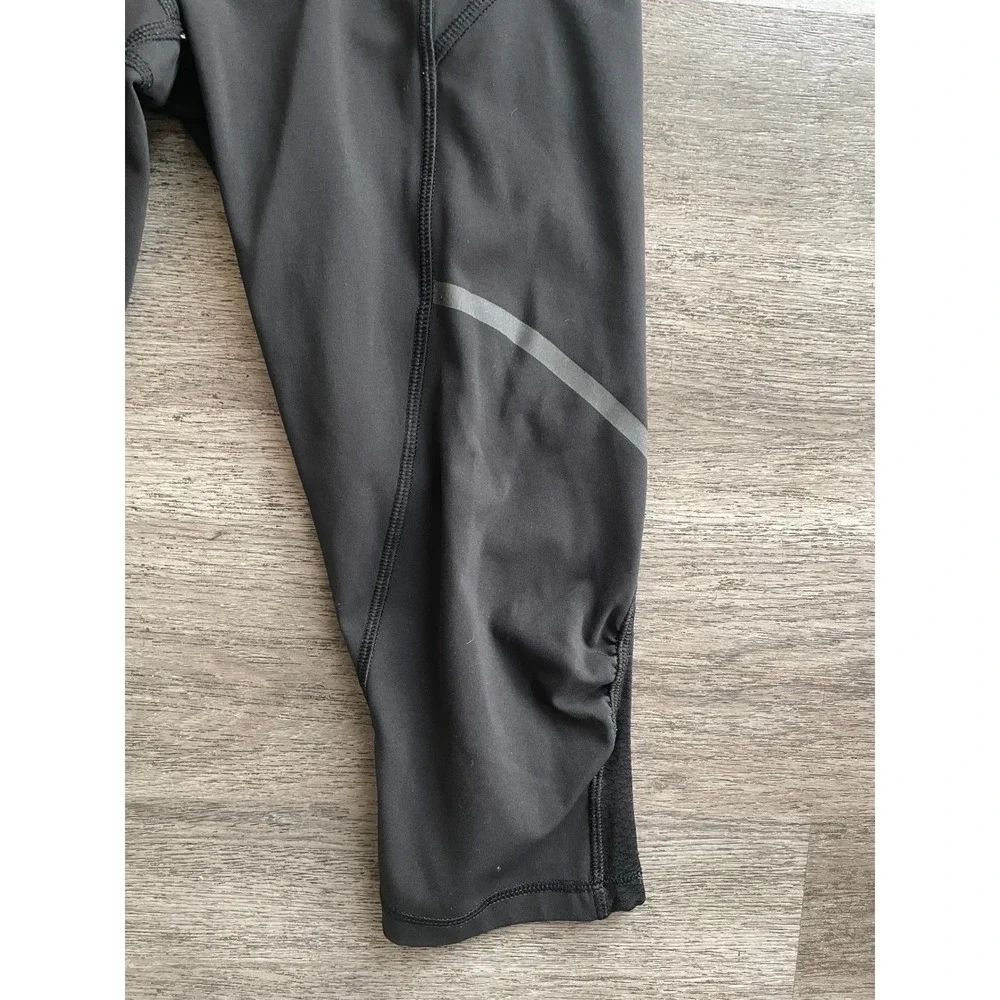 Lululemon Hop to‎ It Capri Crop Leggings Black Size 6